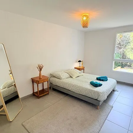 Elegant Et Cosy T3 Neuf, Parking Apartamento Sète