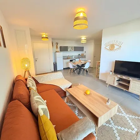 Elegant Et Cosy T3 Neuf, Parking Apartamento